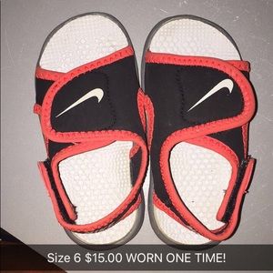 Toddler Nike’s 6c